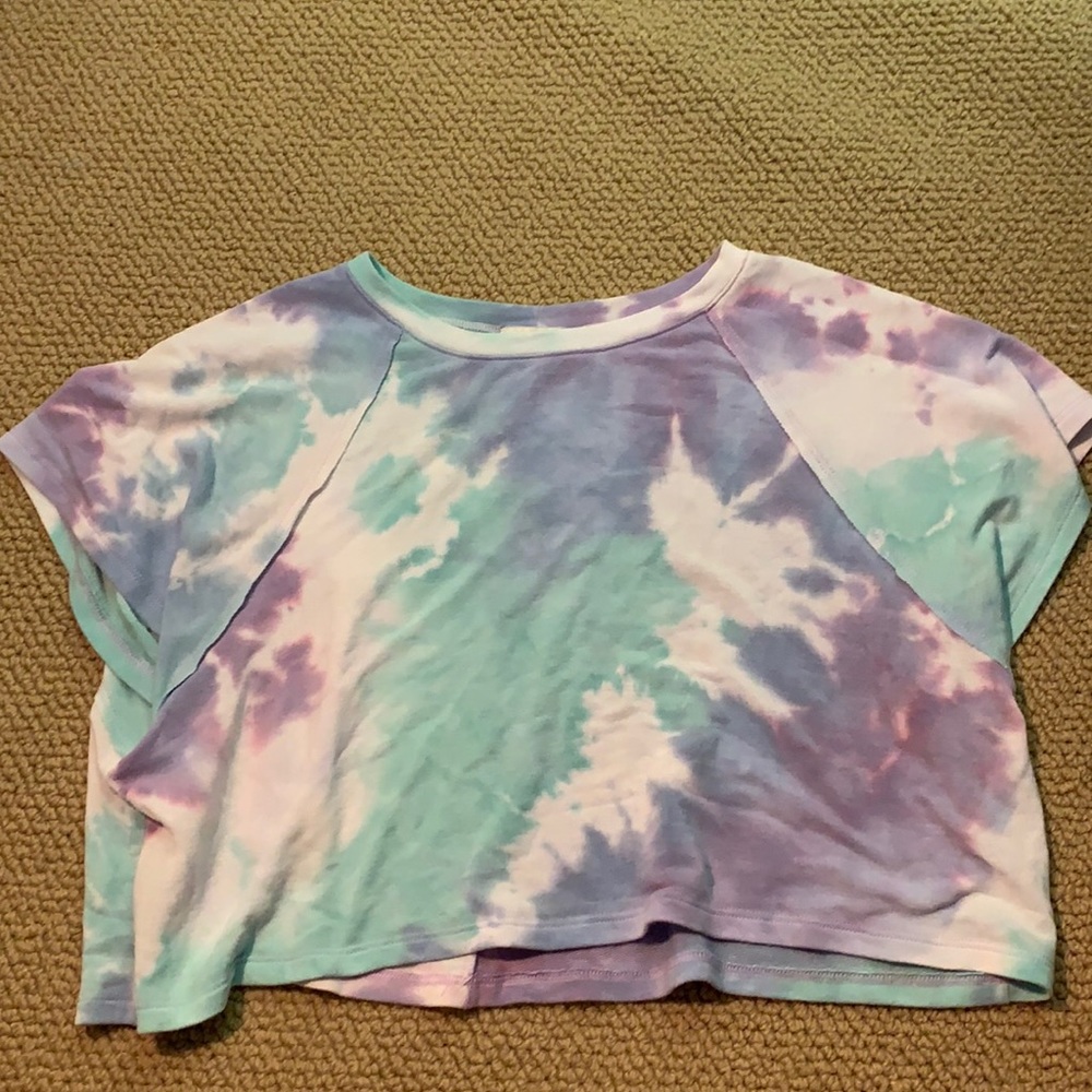 Vestique tie dye crop top
